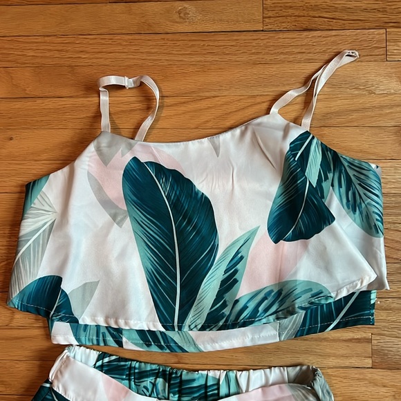 Two piece adjustable top set. - Picture 5 of 7